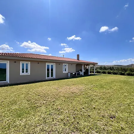 Colle Dei Vigneti - Sardinian Vineyard Estate Villa