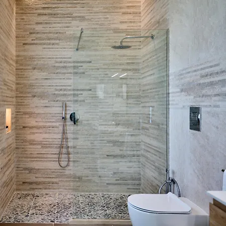 Colle Dei Vigneti - Sardinian Vineyard Estate Villa